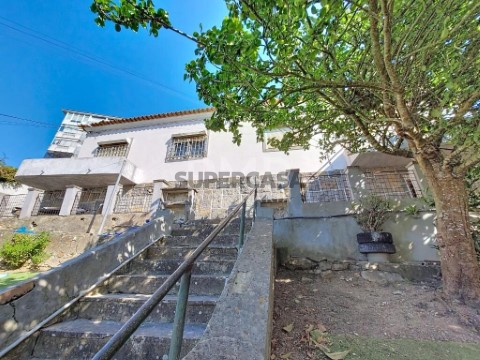 Moradia T3 em Agualva e Mira-Sintra, Sintra