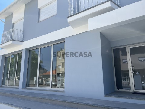 Entrada Loja