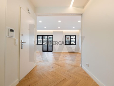 Apartamento T3 em Campolide, Lisboa