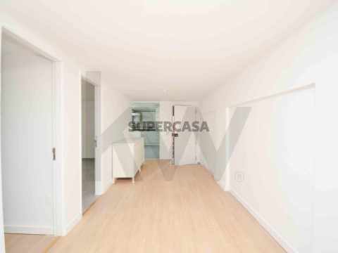 Apartamento T2 em Odivelas, Odivelas