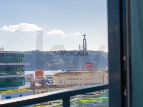 Apartamento T4 em Alcântara, Lisboa
