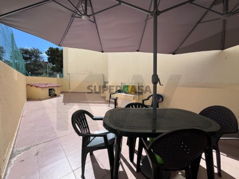 Apartamento T2 em Rio de Mouro, Sintra