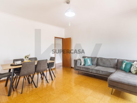 Apartamento T3 em Laranjeiro e Feijó, Almada