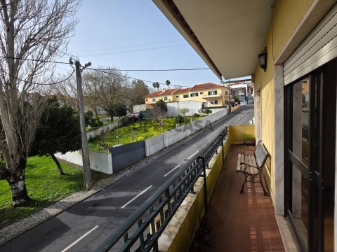 Apartamento T2 em Pontinha e Famões, Odivelas