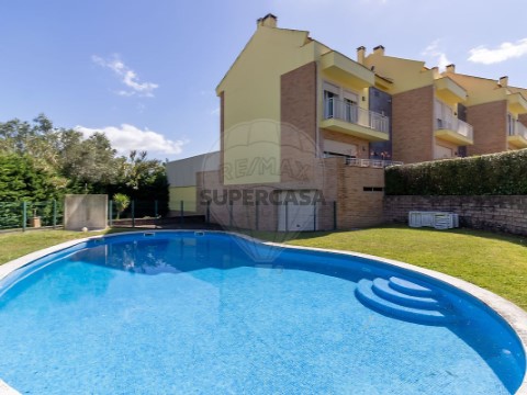 Moradia T3 em Loures, Loures