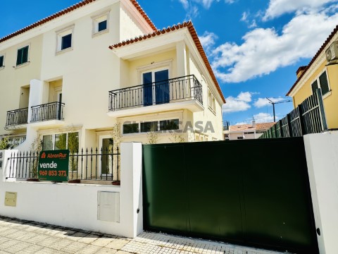 Huis 4 kamers Op Avenida Professor Egas Moniz, São Miguel do Rio Torto e Rossio Ao Sul do Tejo