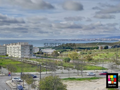 Apartamento T3 em Caparica e Trafaria, Almada