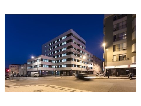 Fachada do edifício Noturna