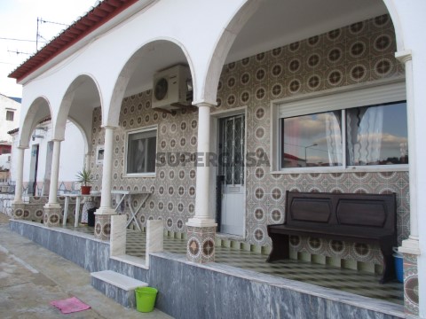 2 - Moradia Isolada T2 2.750m2 - Borba