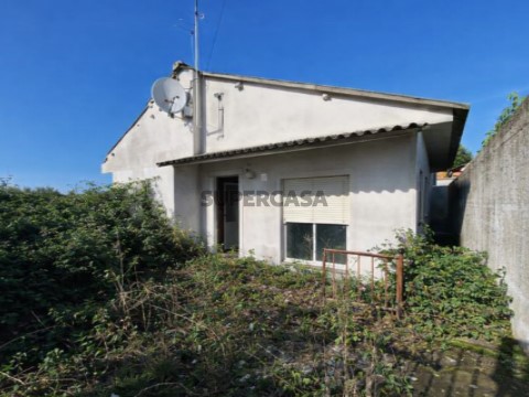 Moradia T2 Leiria***RIOMAGIC***