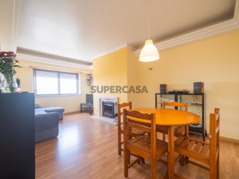Sala T2 São Marcos - Sintra ESPAÇO A DOIS