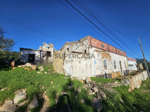 Casa Térrea por recuperar com vista bonitas
