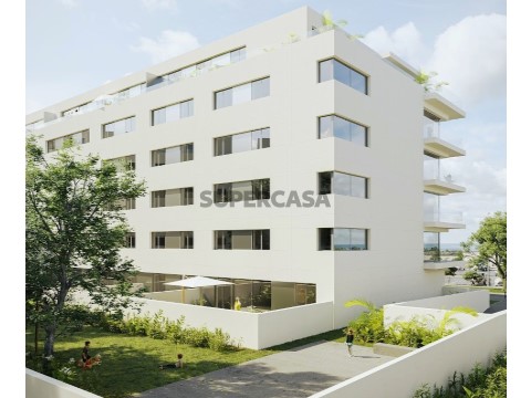 T2 Novo e Luxuoso com Terraço em 1ª Linha de Mar em Vila do Conde