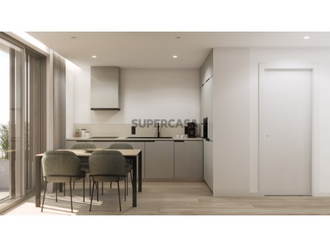 Comprar apartamento T0+1 com garagem, terraço e jardim no Bonfim, Porto