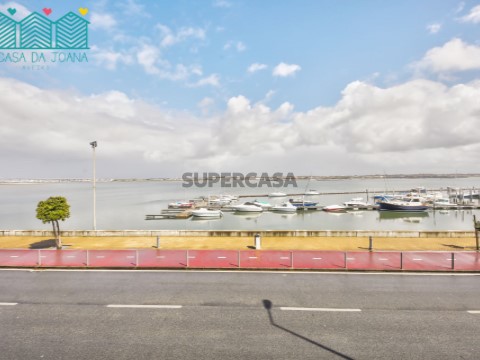 Apartamento T2 com Garagem na Costa Nova