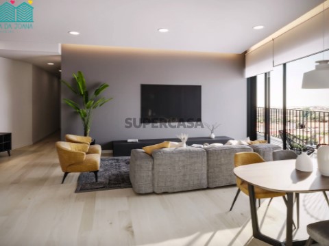 Apartamento T3 Duplex com Lugares de Garagem em Aveiro