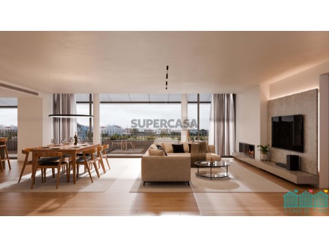 Apartamento T3 com Lugares de Garagem em São Bernardo