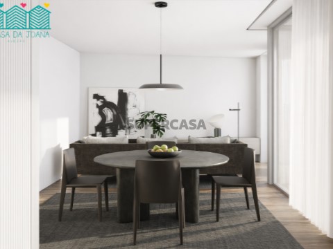 Apartamento T2 com Lugar de Garagem em São Bernardo