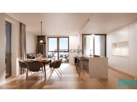 Apartamento T2 com Lugares de Garagem em São Bernardo