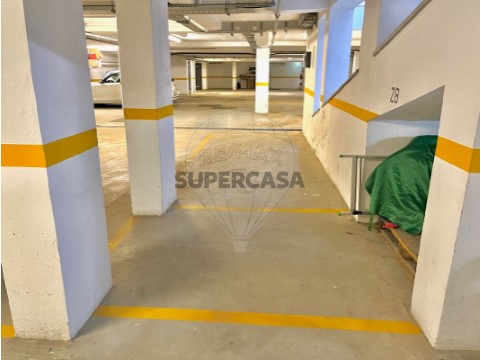 Garagem em Évora (São Mamede, Sé, São Pedro e Santo Antão), Évora