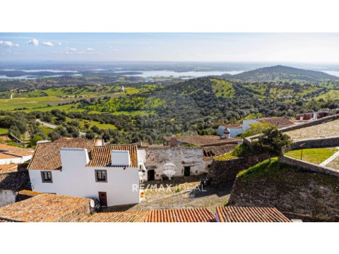 Moradia T1 em Monsaraz, Reguengos de Monsaraz