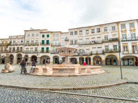 Gebouw Op Évora (São Mamede, Sé, São Pedro e Santo Antão), Évora