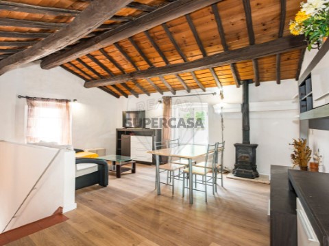 Moradia T2 em Évora (São Mamede, Sé, São Pedro e Santo Antão), Évora