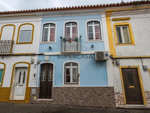 Maison 4 Chambres au Sousel, Sousel