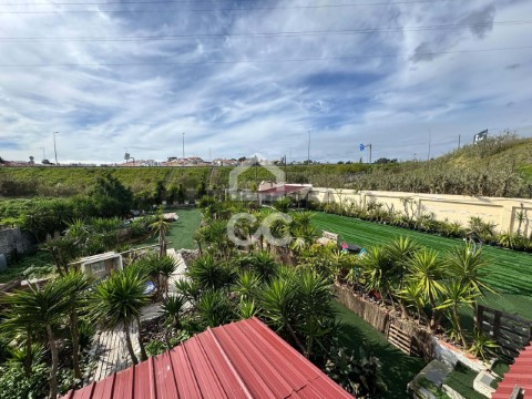 Terreno em Charneca de Caparica e Sobreda, Almada