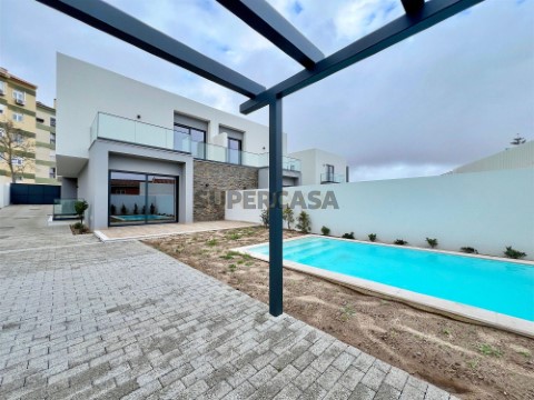 房子 4 卧室 在 São Domingos de Rana, Cascais