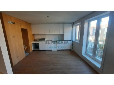 Apartamento T1 em Geraz do Lima (S.Maria, S.Leocádia, Moreira), Deão, Viana do Castelo