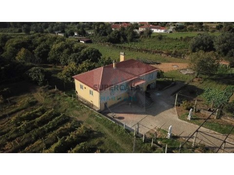 Quinta T9 em Geraz do Lima (S.Maria, S.Leocádia, Moreira), Deão, Viana do Castelo