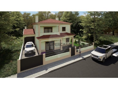 Moradia T4 em Azeitão (São Lourenço e São Simão), Setúbal