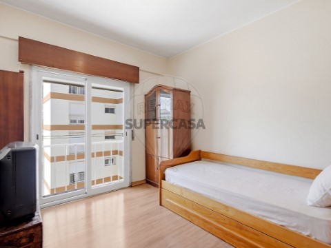 Apartamento T3 em União das Freguesias de Setúbal, Setúbal