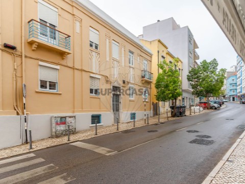 Apartamento T1 em Almada, Cova da Piedade, Pragal e Cacilhas, Almada