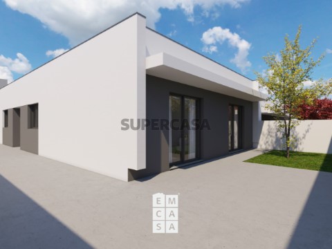 Haus 3 Zimmer auf Santa Maria da Feira, Travanca, Sanfins e Espargo, Santa Maria da Feira
