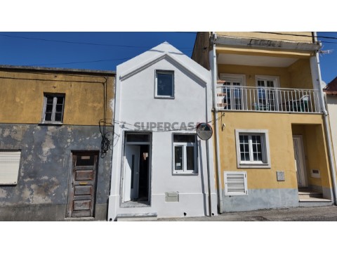 Moradia em Banda T1 em Largo de São Sebastião, Quiaios