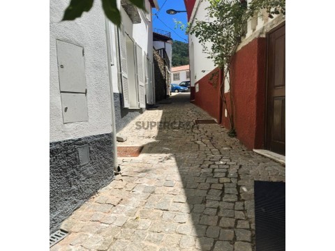 Rijtjeshuis 3 kamers Op Travessa do Terreirinho, Góis