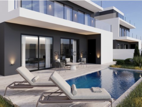 Moradia T4+1 de Nova Construção em São Domingos de Rana