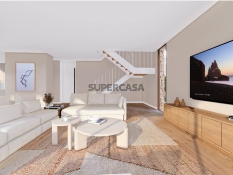 Moradia T3 com Piscina e Vista Mar num Resort Premium