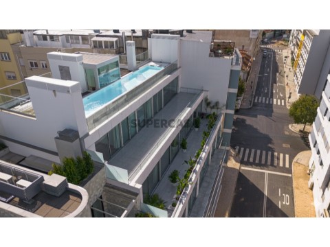 1. Apartamento Penthouse T4 nas Avenidas Novas Lisboa
