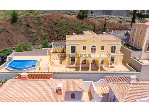 Moradia T4 em São Gonçalo, Funchal