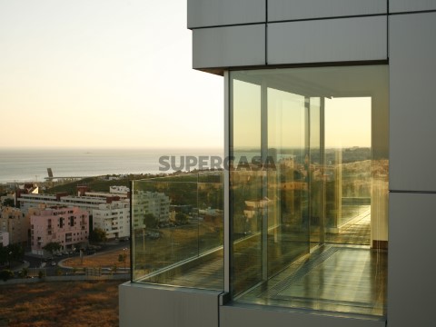 Apartamentos T4 de Luxo no Restelo