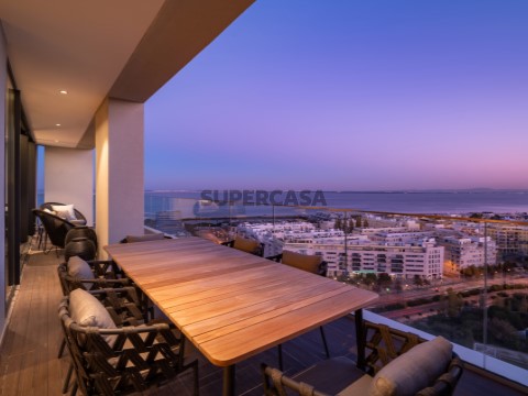Venda-apartamento-parque-das-nacoes-CLUTTONS