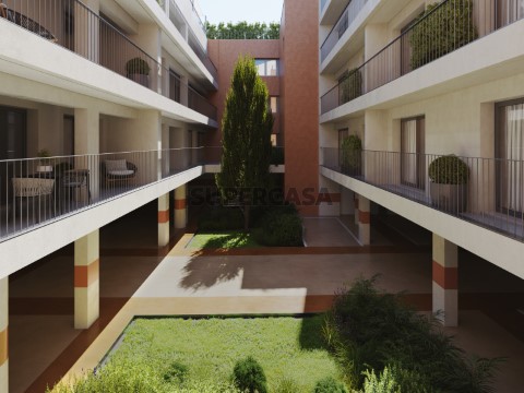 Apartamento-Varanda-Estacionamento-Arroios-Cluttons