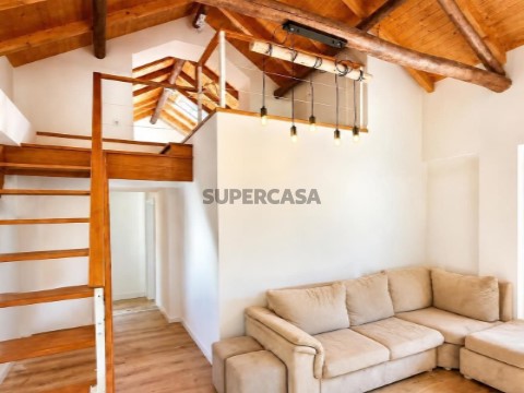 Moradia T4 em Reguengo Grande, Lourinhã