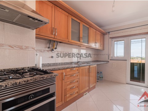 Apartamento T2 Triplex em Quinta do Conde, Sesimbra