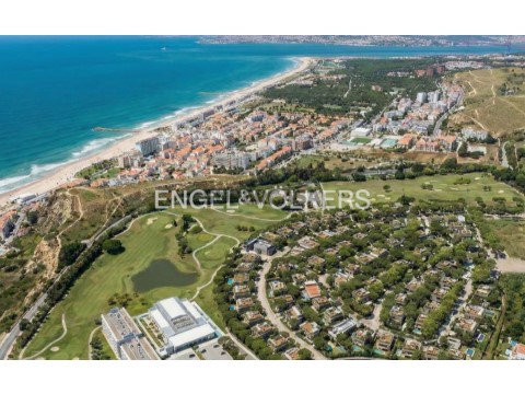 Lote para Moradia T4 na Aldeia dos Capuchos - o mar como horizonte