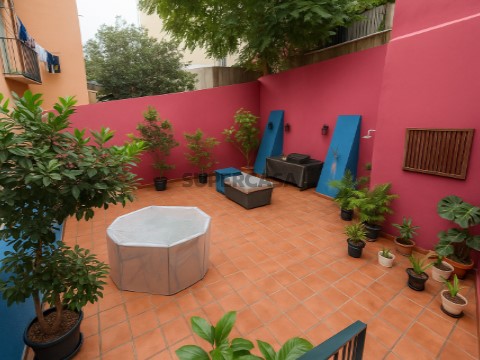 T3+2 COM AMPLO TERRAÇO NA PRAÇA DA ALEGRIA - LIBERDADE