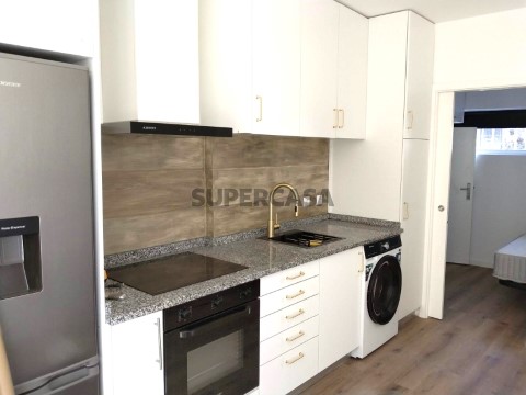 Appartement 1 Chambre au Rua Arcebispo Pereira Bilhano, São Salvador